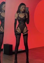 Cargar imagen en el visor de la galería, Latch (sin mangas + guantes)