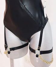 Cargar imagen en el visor de la galería, Gold D.