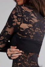 Cargar imagen en el visor de la galería, Body básico de Encaje
